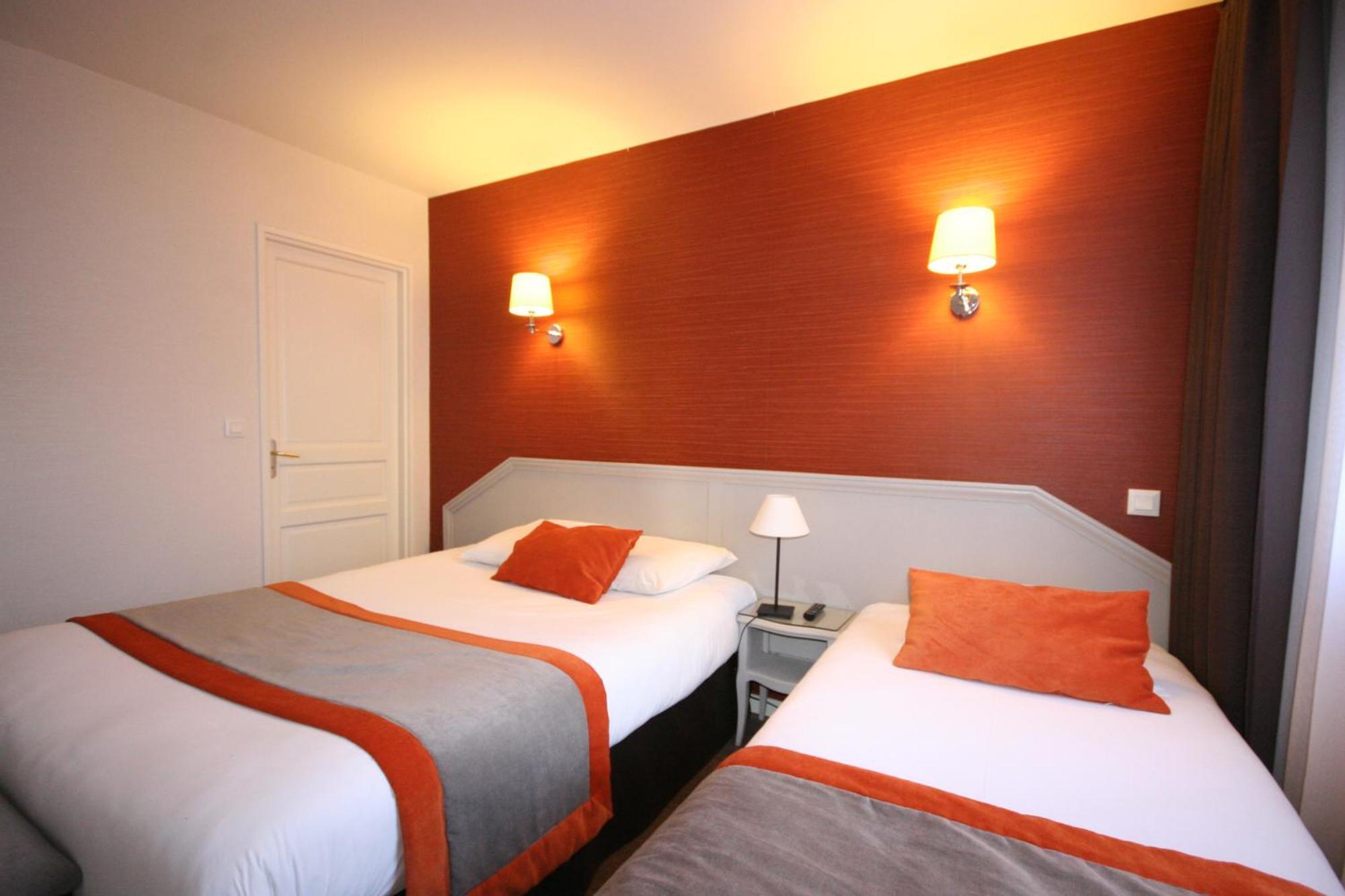 Hotel De La Gare Troyes Centre Eksteriør billede
